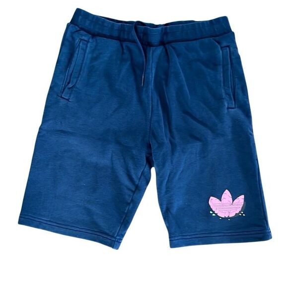 Adidas athletic short size large sweatpants like material - Picture 1 of 3